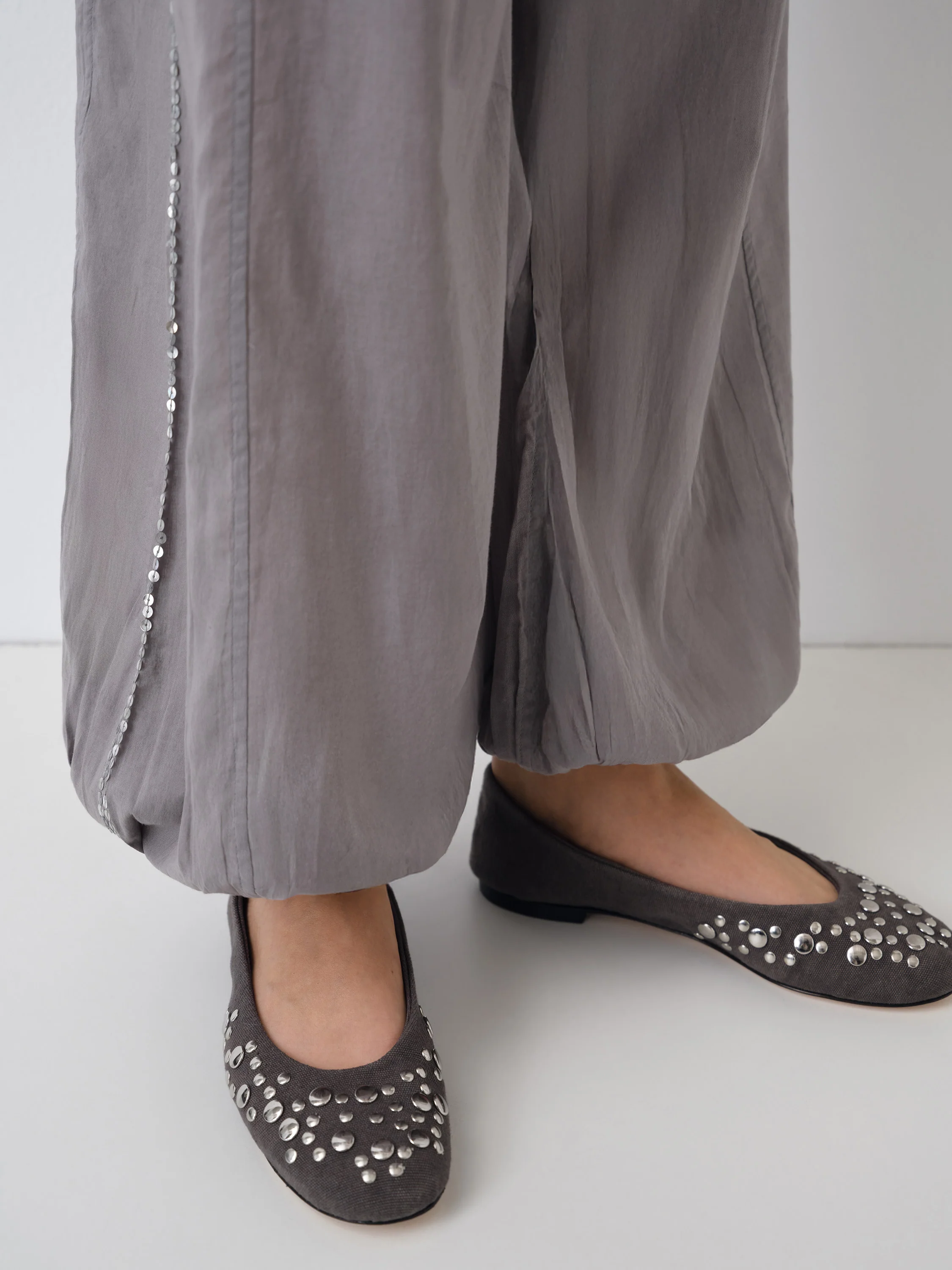 Bailarina Studs Canvas - Image 7