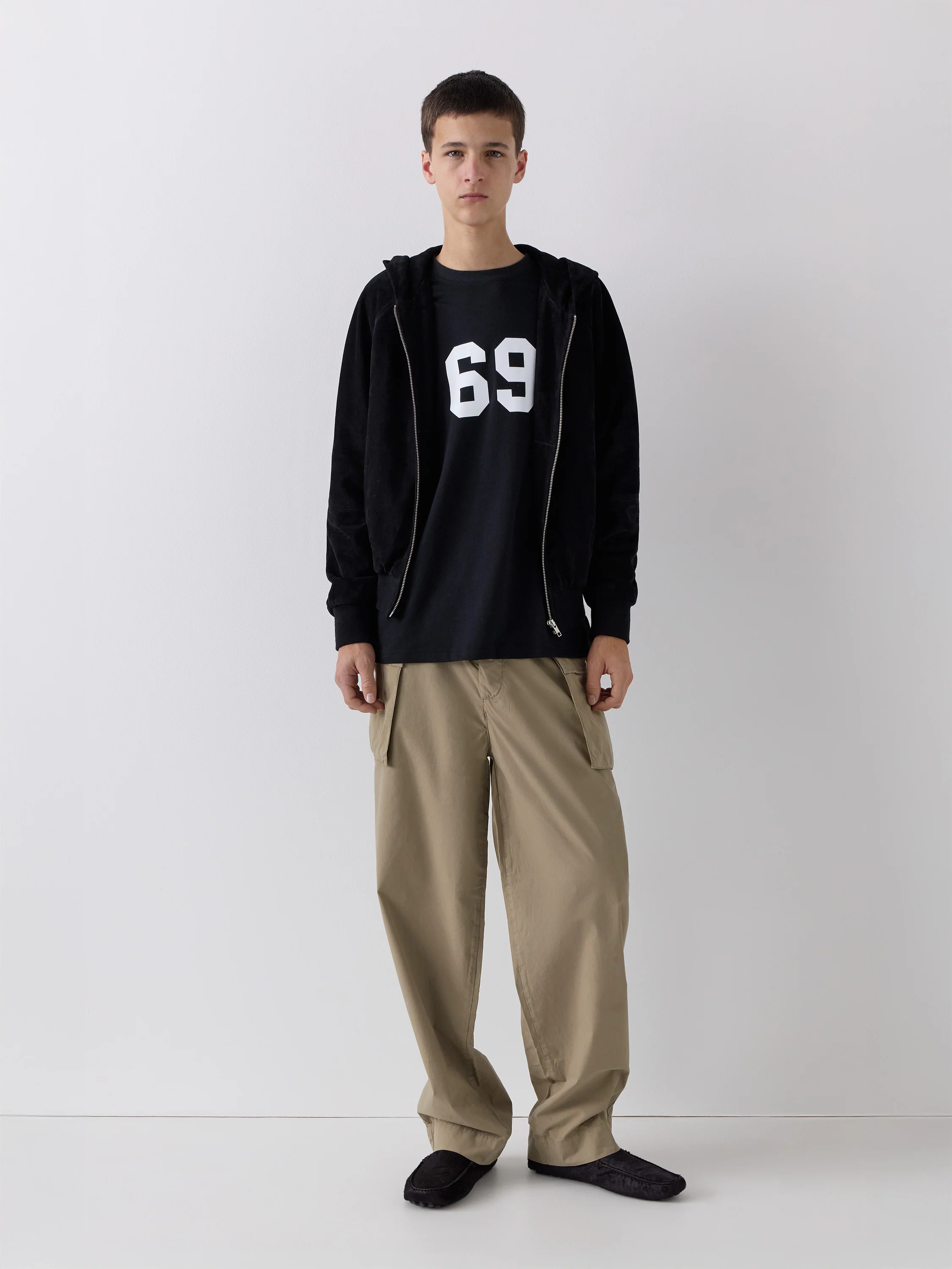 Leather Sweatshirt - Image 12
