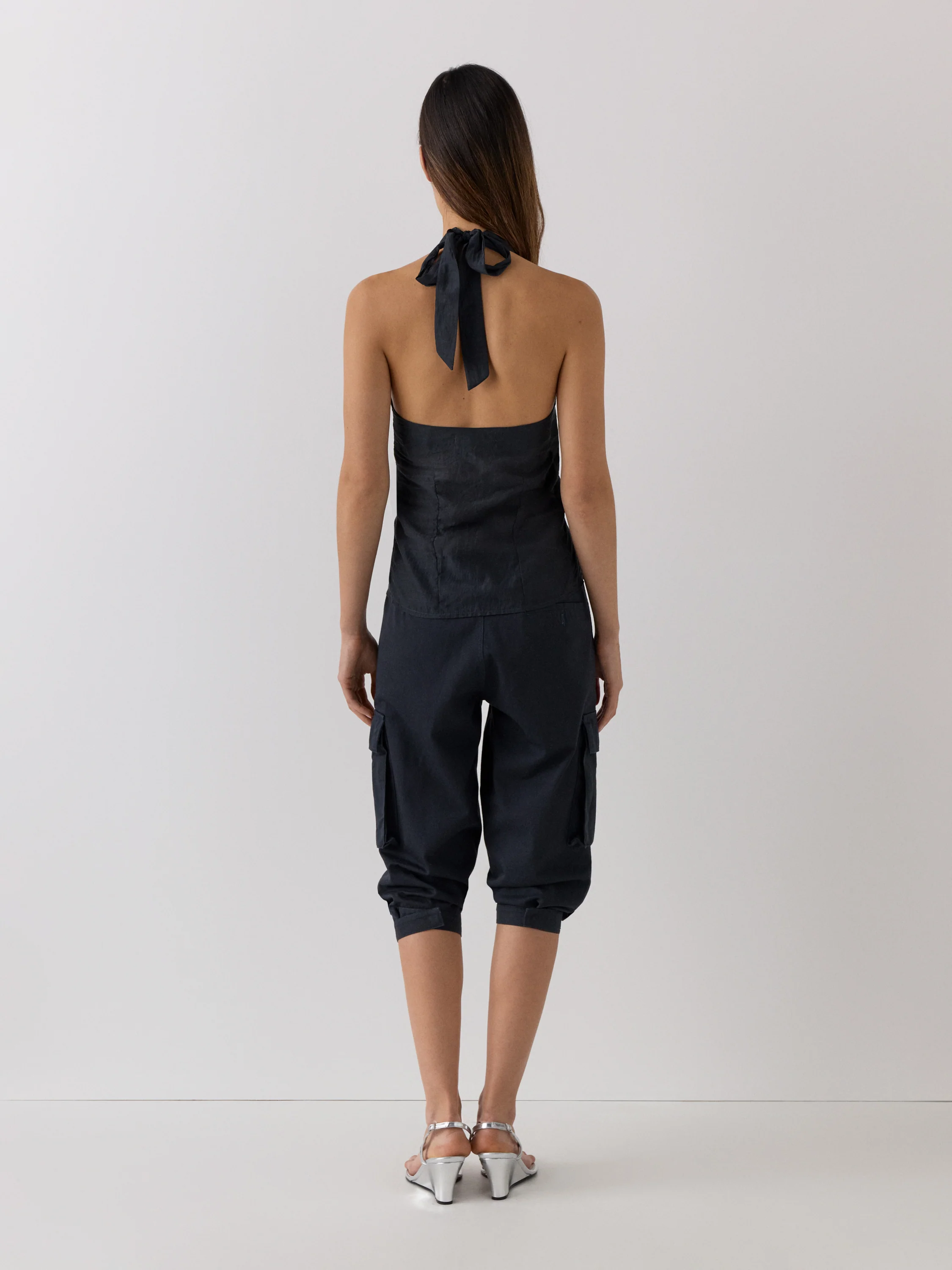 Sara Capri Trousers - Image 4